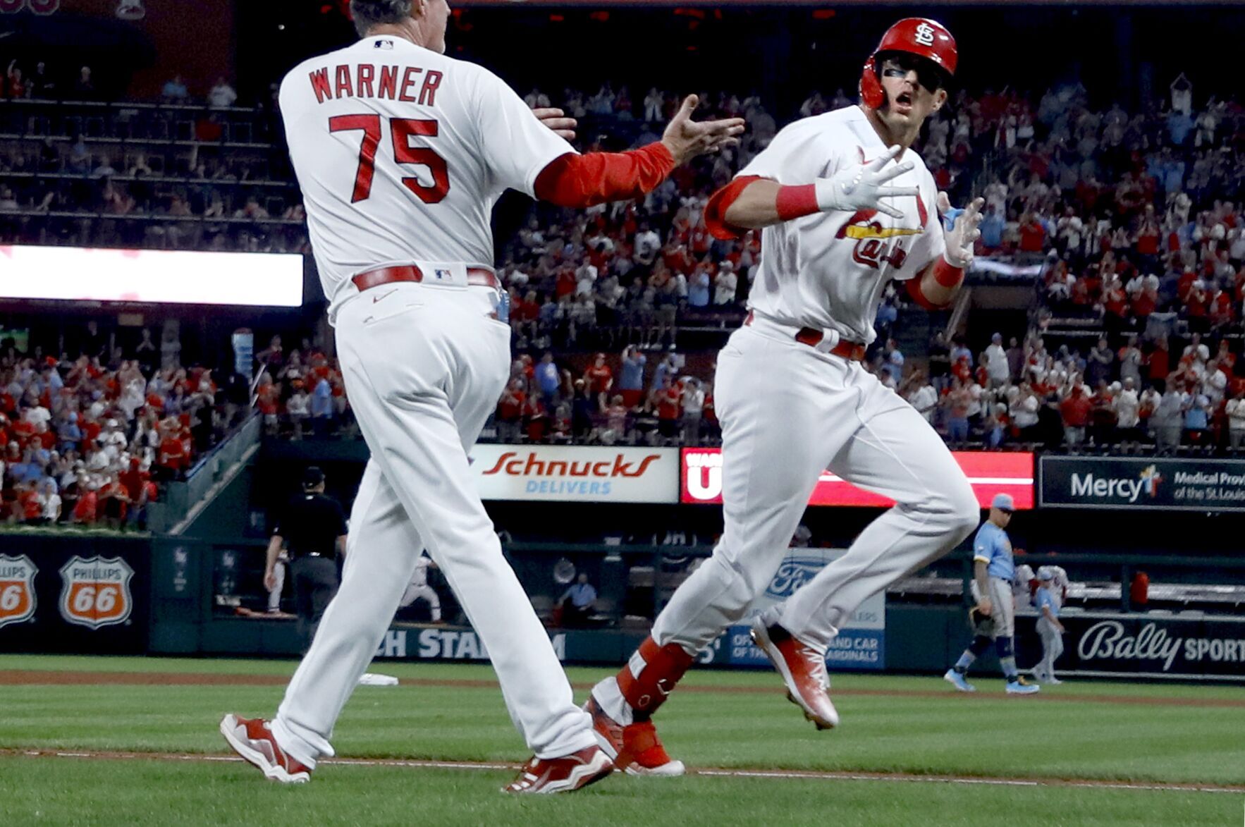 Waino and Molina set new major-league history with 325th start as batterymates